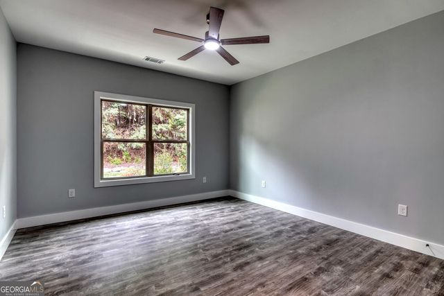 98 Brett Way, Hiawassee, GA 30546