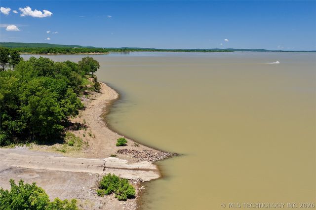 36 Hilltop, Mcalester, OK 74501