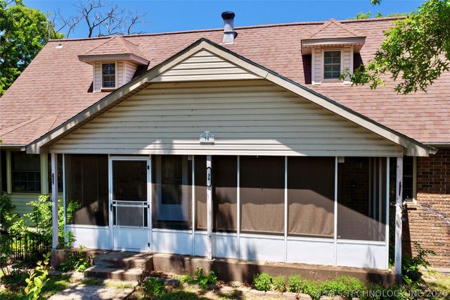 36 Hilltop, Mcalester, OK 74501