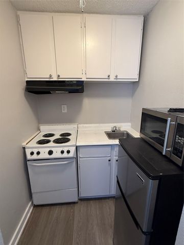 311 E 31 ST 203B, Austin, TX 78705