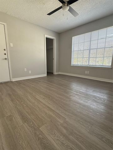 311 E 31 ST 203B, Austin, TX 78705