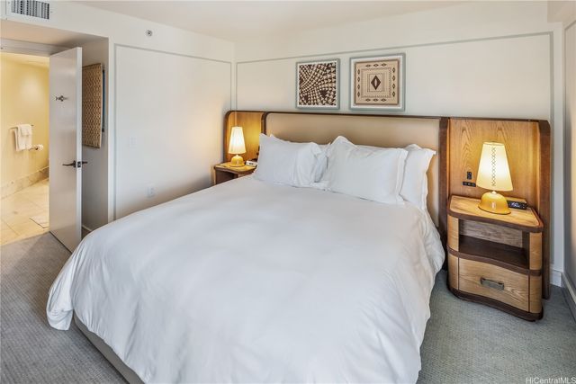 223 Saratoga Road 1502, Honolulu, HI 96815
