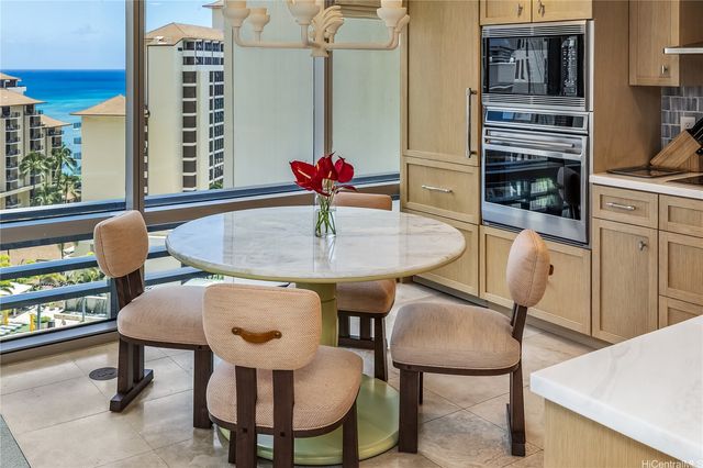 223 Saratoga Road 1502, Honolulu, HI 96815
