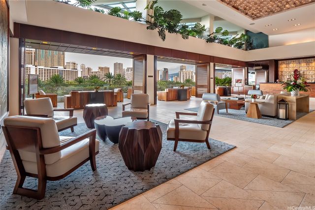 223 Saratoga Road 1502, Honolulu, HI 96815