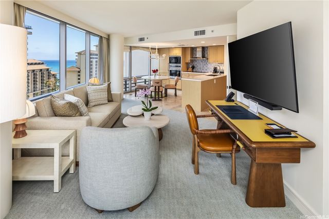 223 Saratoga Road 1502, Honolulu, HI 96815