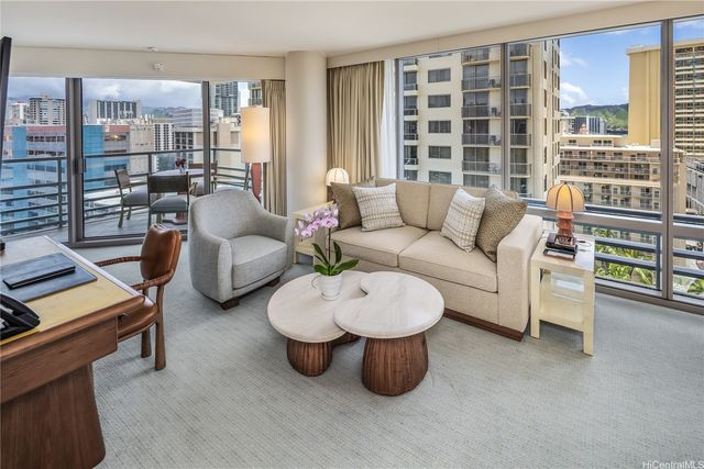 223 Saratoga Road 1502, Honolulu, HI 96815