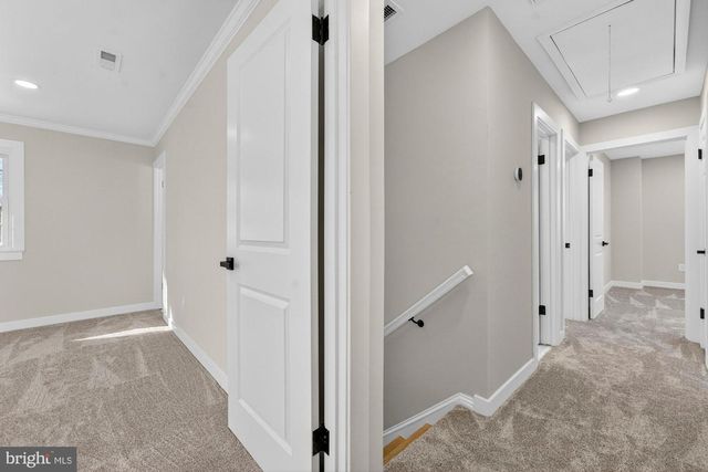 8612 COTTAGE ST SW, Vienna, VA 22180