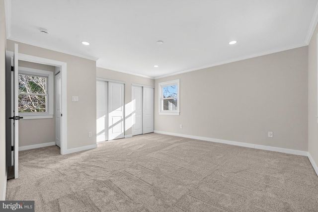 8612 COTTAGE ST SW, Vienna, VA 22180