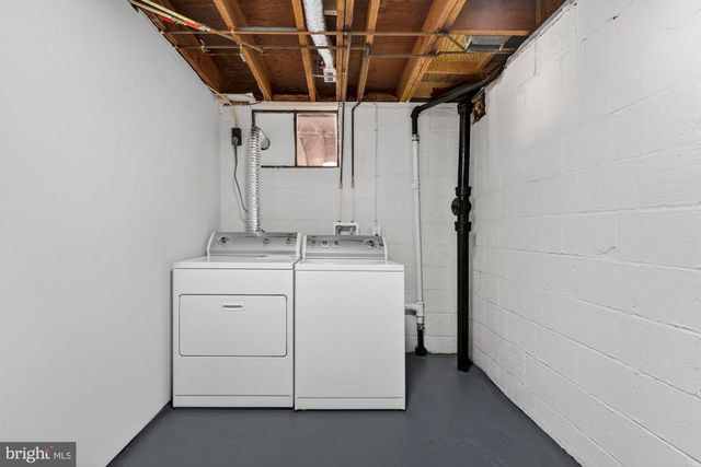 8612 COTTAGE ST SW, Vienna, VA 22180