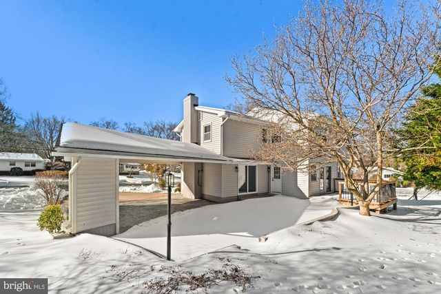 8612 COTTAGE ST SW, Vienna, VA 22180