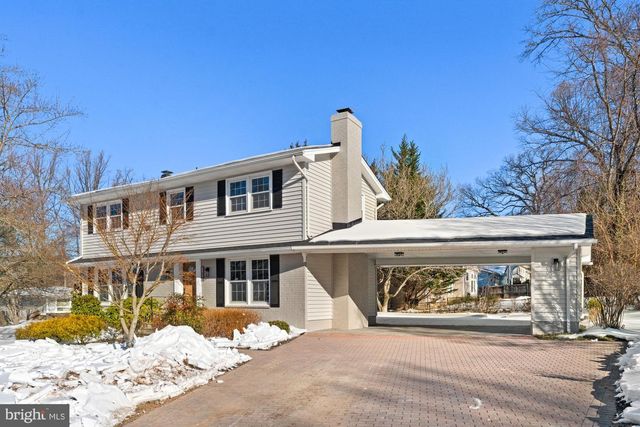 8612 COTTAGE ST SW, Vienna, VA 22180