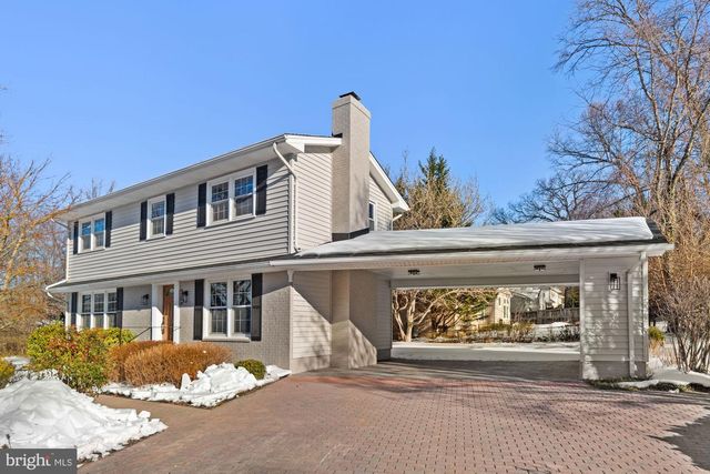 8612 COTTAGE ST SW, Vienna, VA 22180