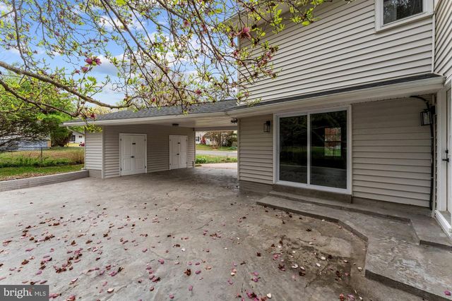 8612 COTTAGE ST, Vienna, VA 22180