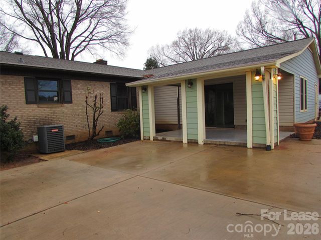 2725 Sloop Road, Mt Ulla, NC 28125