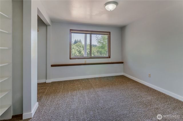 8811 83rd Avenue SE, Olympia, WA 98513