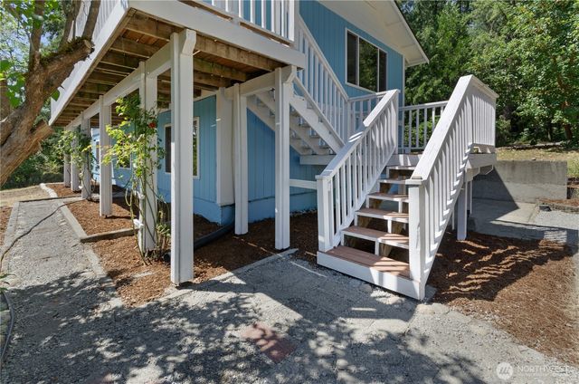 8811 83rd Avenue SE, Olympia, WA 98513