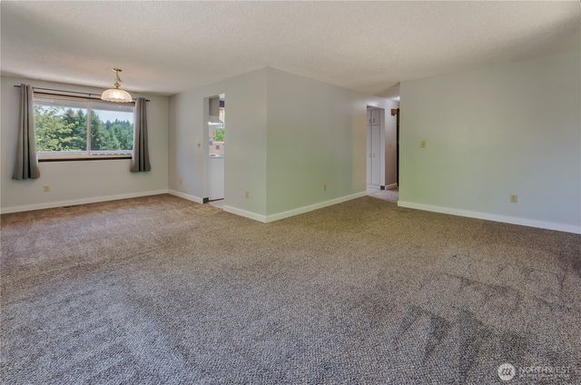 8811 83rd Avenue SE, Olympia, WA 98513
