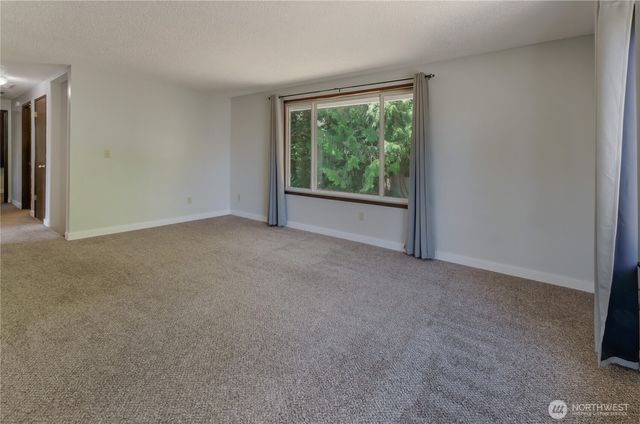 8811 83rd Avenue SE, Olympia, WA 98513