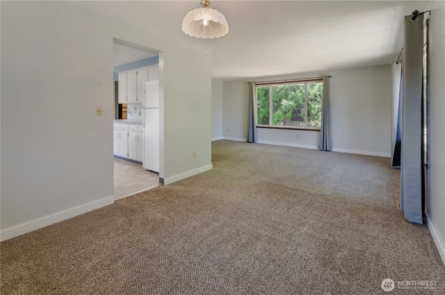 8811 83rd Avenue SE, Olympia, WA 98513