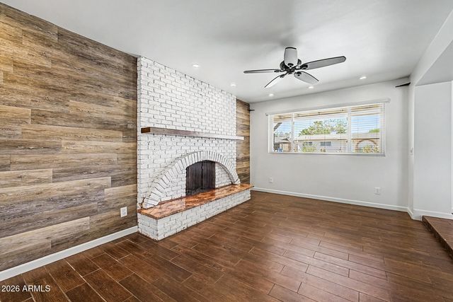 9041 E GARY Lane, Mesa, AZ 85207