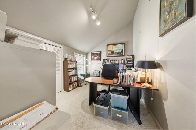 404 Comanche Drive, Lafayette, LA 70503