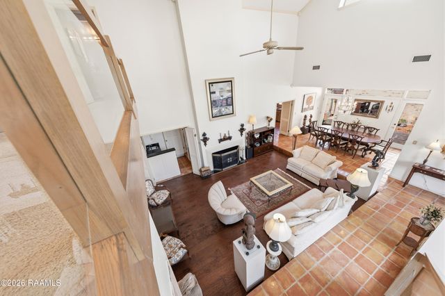 404 Comanche Drive, Lafayette, LA 70503