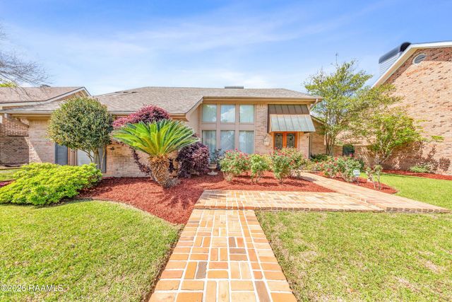 404 Comanche Drive, Lafayette, LA 70503