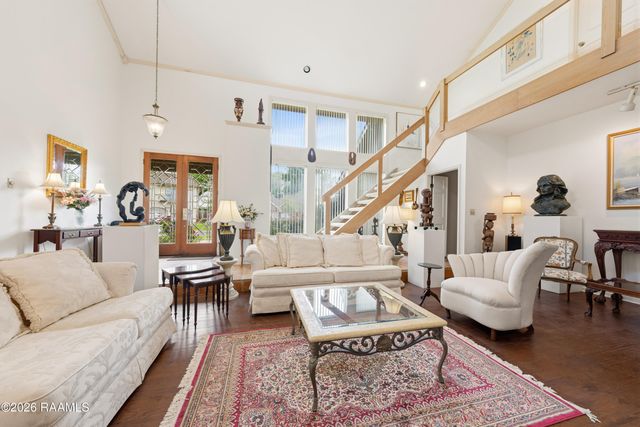 404 Comanche Drive, Lafayette, LA 70503