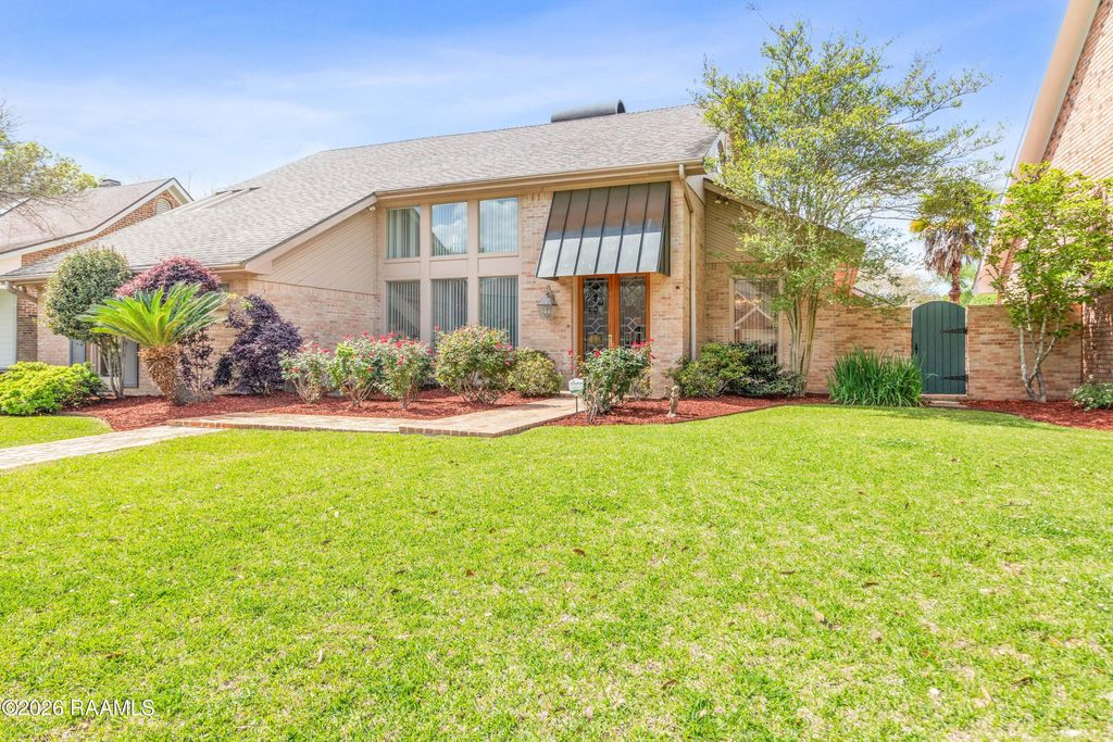 404 Comanche Drive, Lafayette, LA 70503