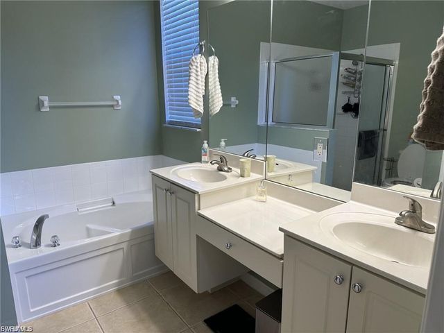 9120 Red Canyon DR, Fort Myers, FL 33908