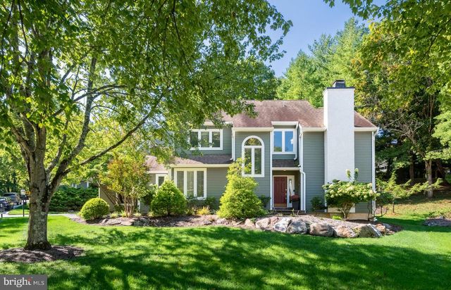 40 HORSESHOE LN, Newtown Square, PA 19073
