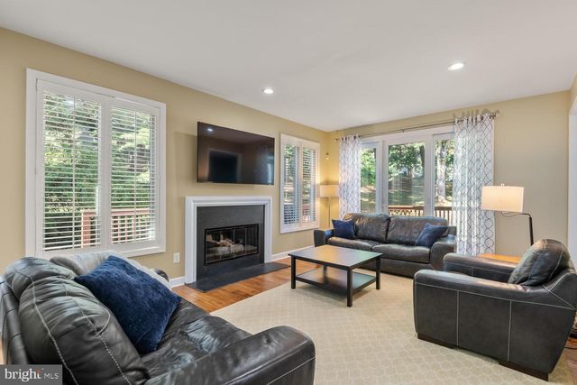 40 HORSESHOE LN, Newtown Square, PA 19073