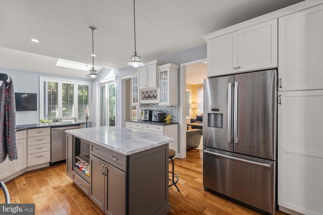 40 HORSESHOE LN, Newtown Square, PA 19073