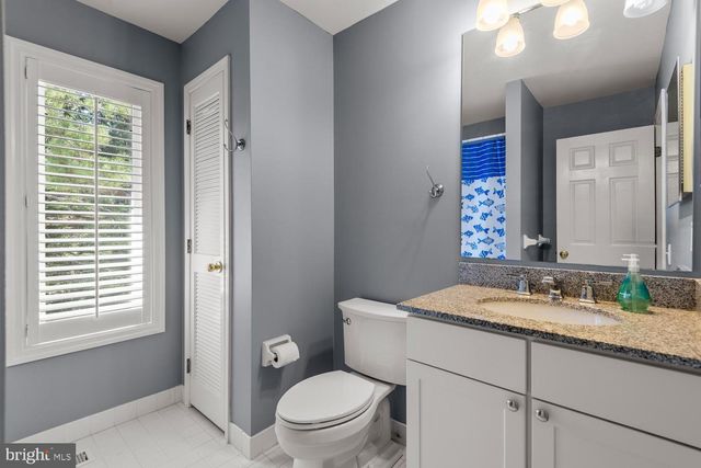 40 HORSESHOE LN, Newtown Square, PA 19073