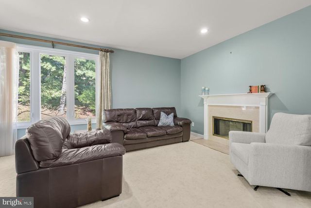 40 HORSESHOE LN, Newtown Square, PA 19073