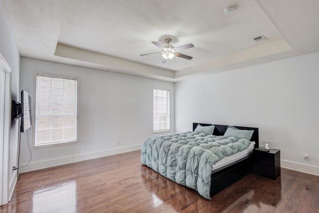 9718 Wolf Creek Drive, Irving, TX 75063