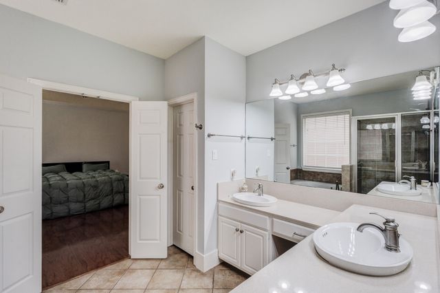 9718 Wolf Creek Drive, Irving, TX 75063