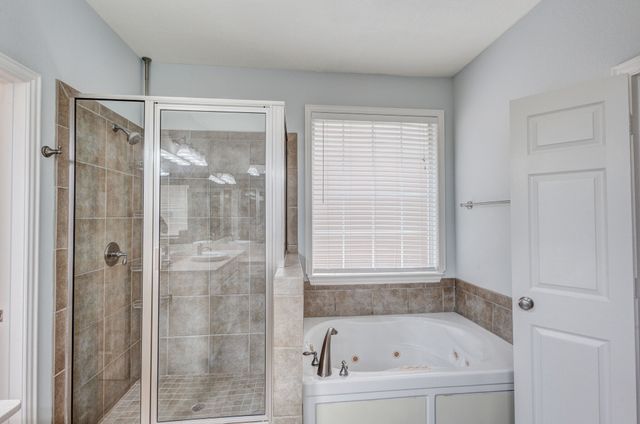9718 Wolf Creek Drive, Irving, TX 75063