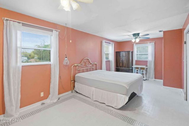 1845 Third Avenue, Wausau, FL 32463