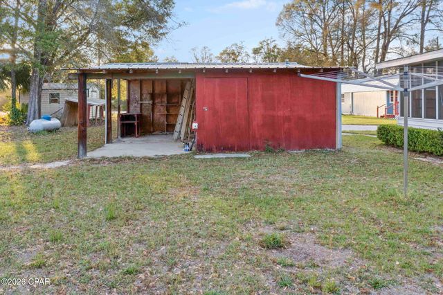 1845 Third Avenue, Wausau, FL 32463