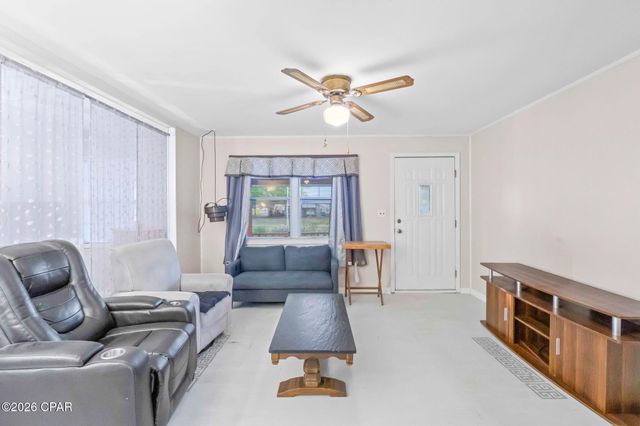 1845 Third Avenue, Wausau, FL 32463