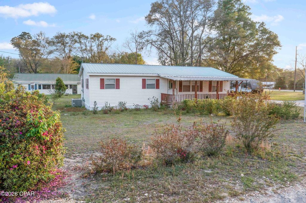 1845 Third Avenue, Wausau, FL 32463