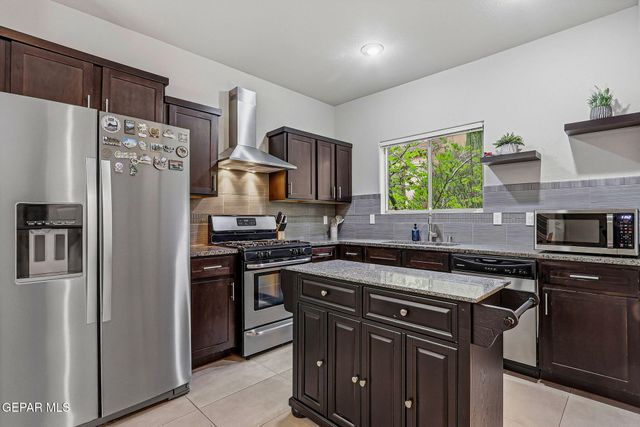 6657 BOULDER CANYON Lane, El Paso, TX 79912