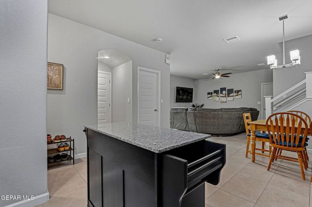 6657 BOULDER CANYON Lane, El Paso, TX 79912