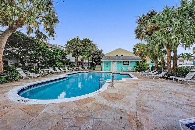 2841 NE 15TH Street, Pompano Beach, FL 33062