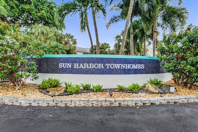 2841 NE 15TH Street, Pompano Beach, FL 33062