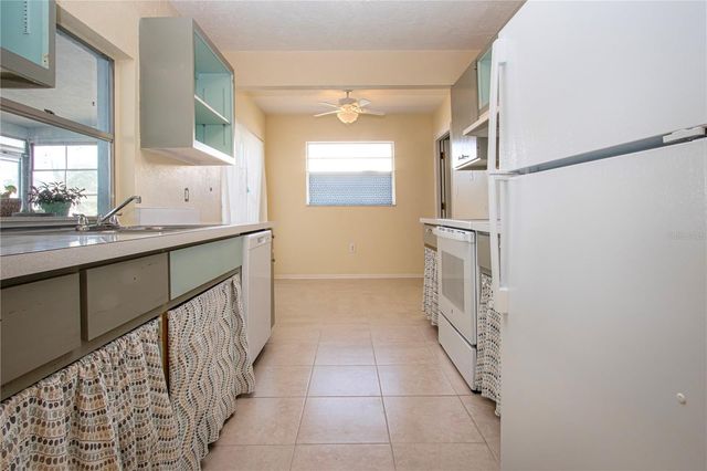1008 ORCHID LANE, Bradenton, FL 34208