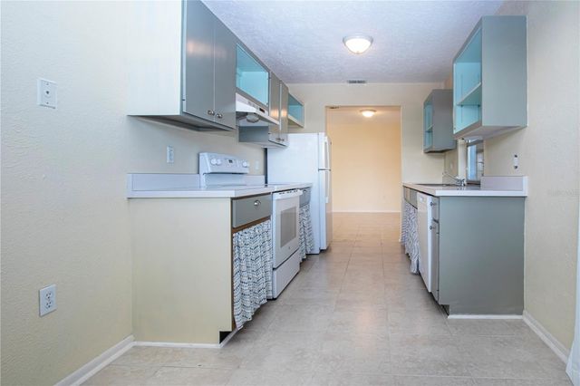 1008 ORCHID LANE, Bradenton, FL 34208
