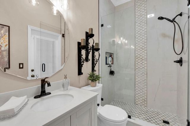 2718 BRIANHOLLY DRIVE, Valrico, FL 33596