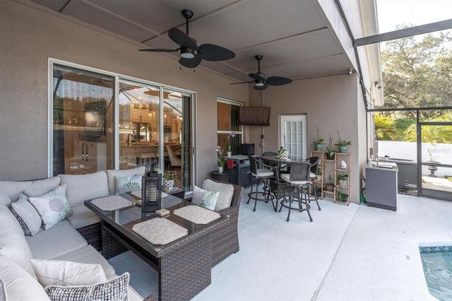 2718 BRIANHOLLY DRIVE, Valrico, FL 33596